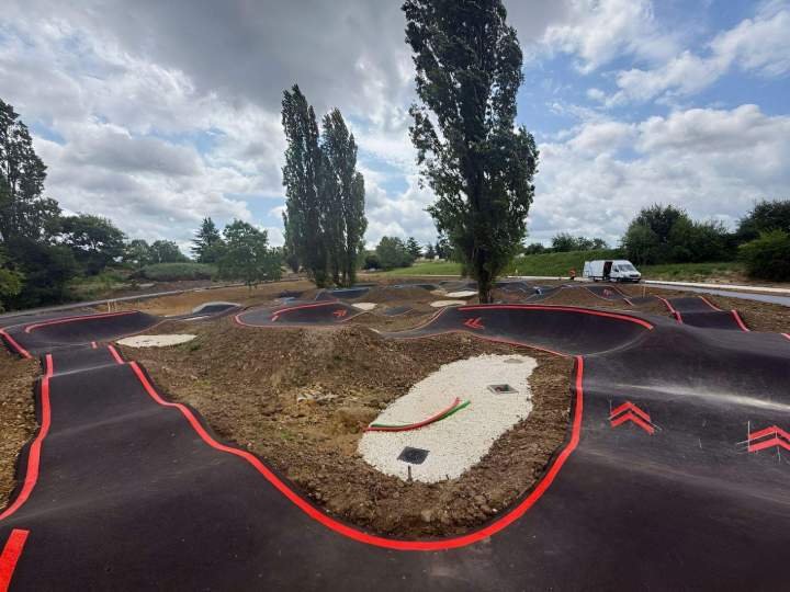 Marquage terrain de jeu Moselle